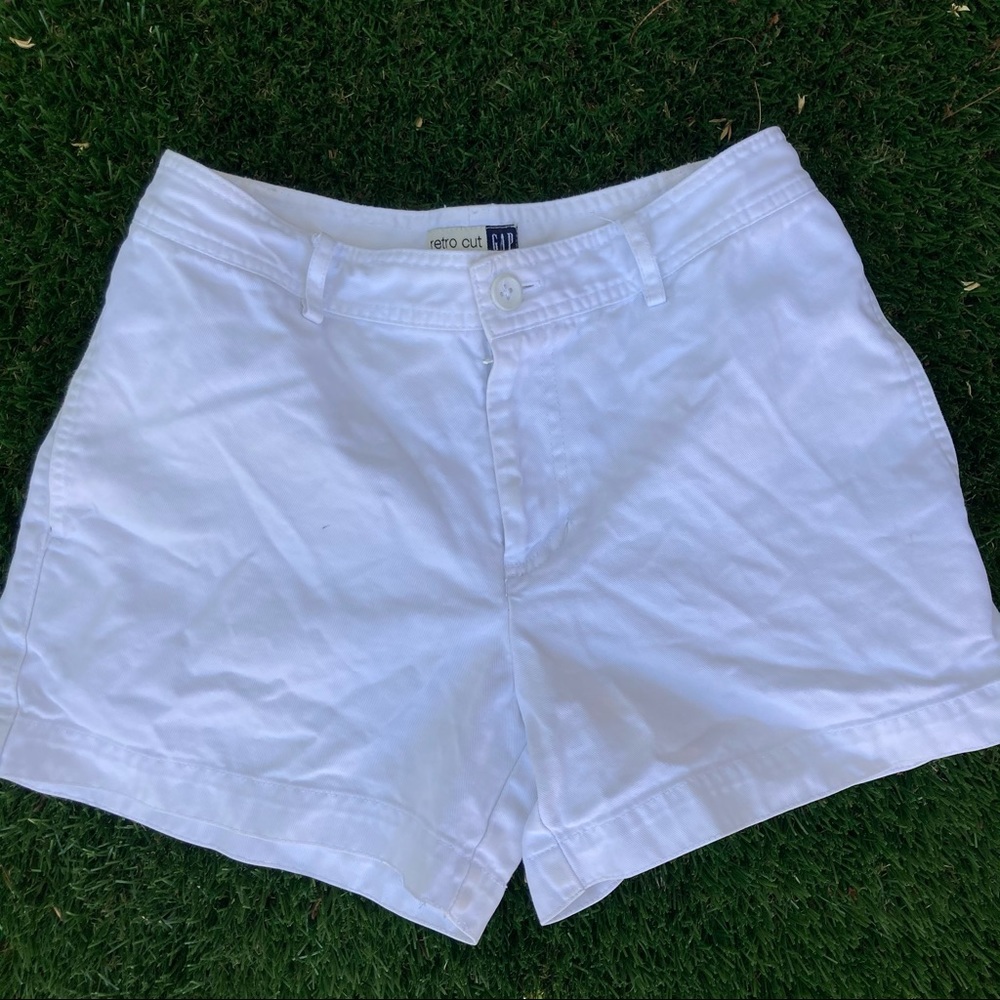 GAP White Retro Cut Twill Shorts